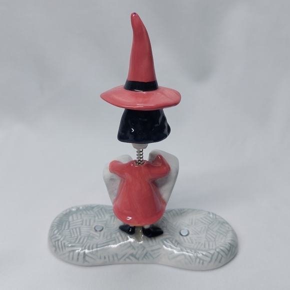 Nightmare Before Christmas Salt & Pepper Set - Picture 5 of 10